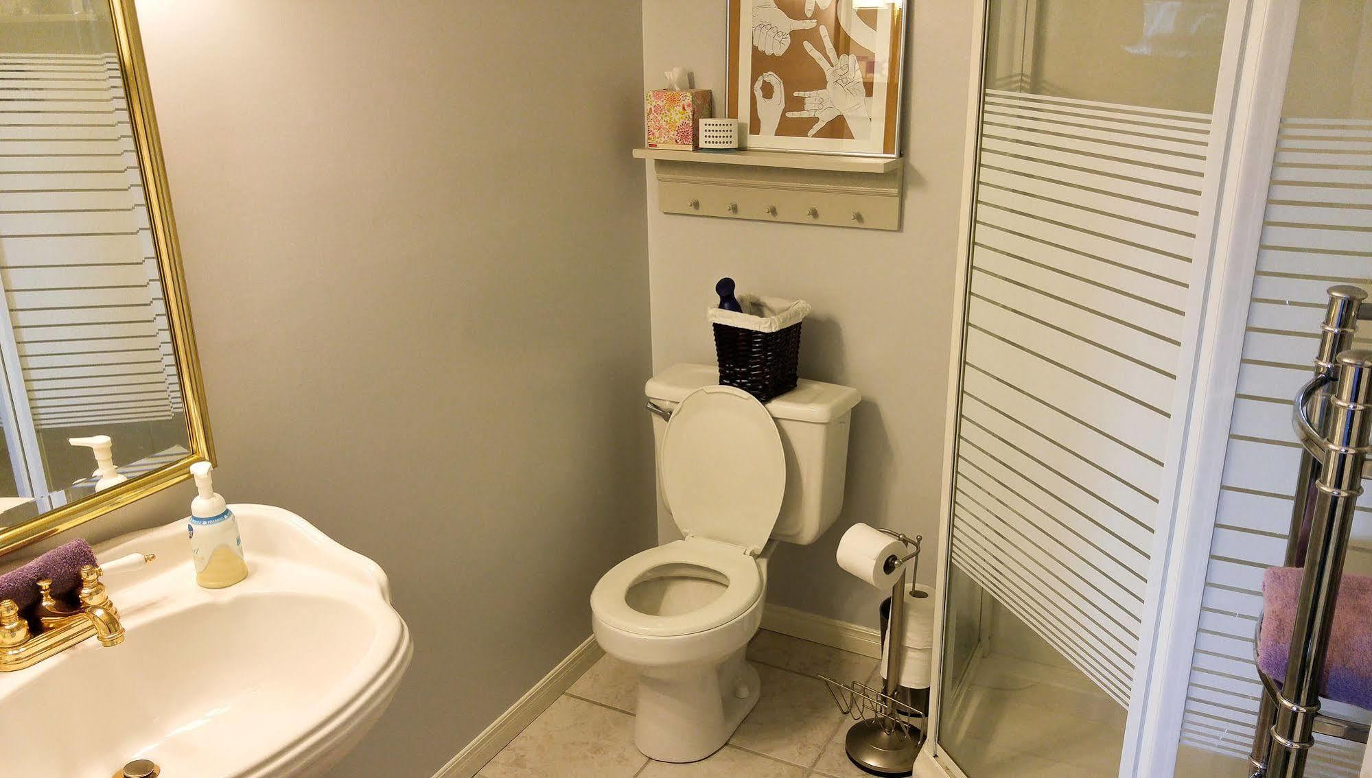 סטראטפורד Opus 74 Bed & Breakfast מראה חיצוני תמונה